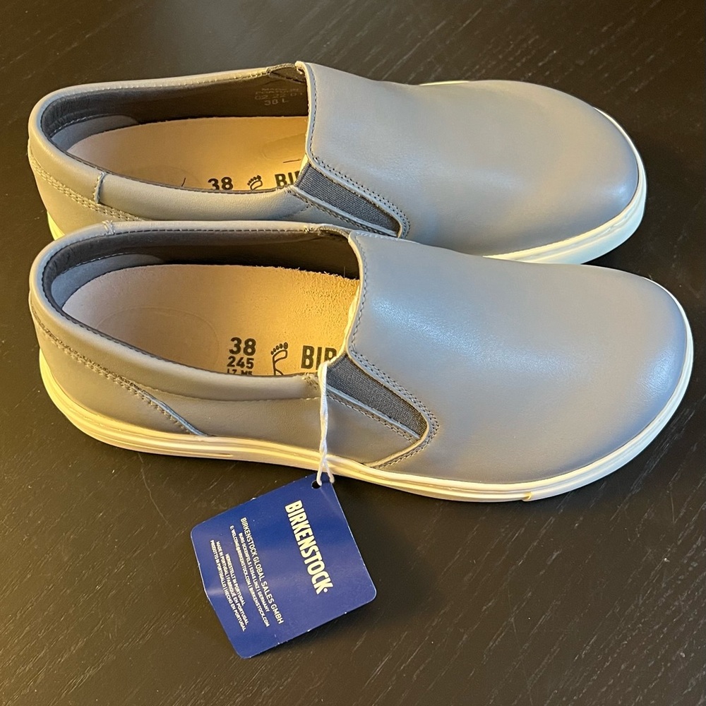 NWT Birkenstock Oswego Leather Gray